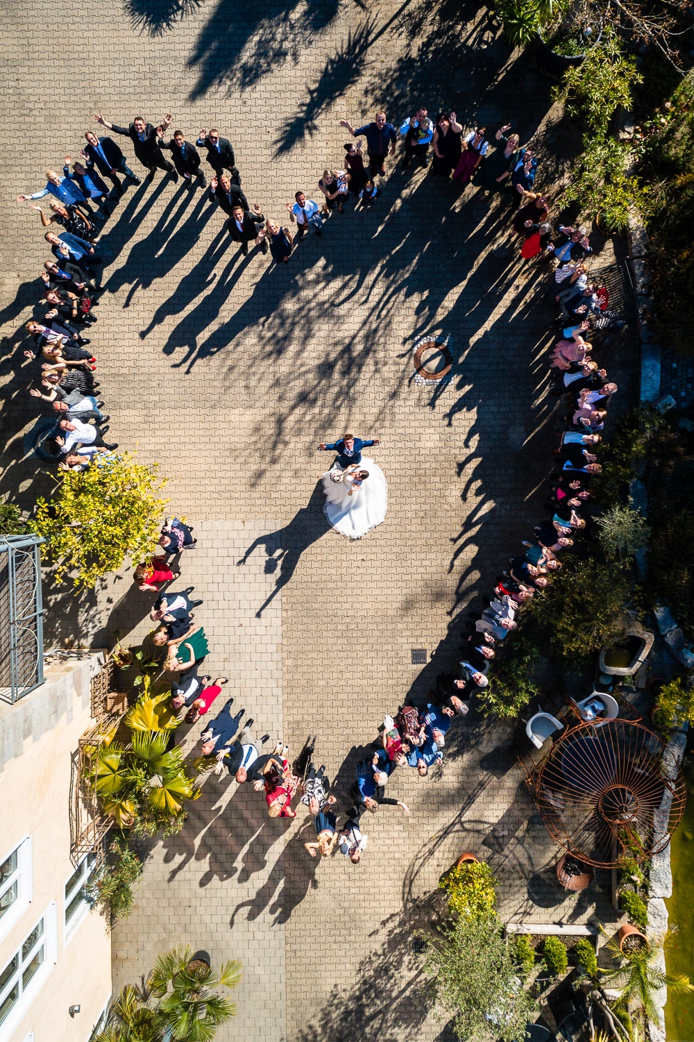 Gruppenfoto Hochzeit mit Drohne