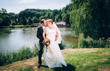 Hochzeitsfoto von Christina und Martin in Bad Iburg im Stadtpark Hochzeitsfotograf Osnabrück